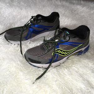 Size 11 EUC Saucony Ignition 5 Shoes